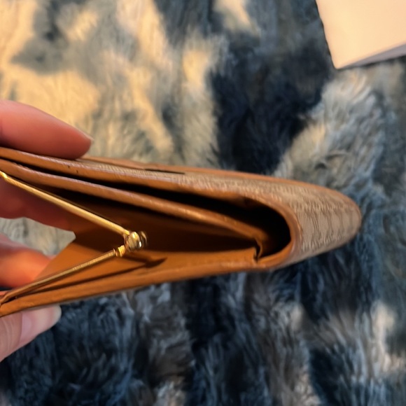 Celine kiss lock wallet - Picture 3 of 4